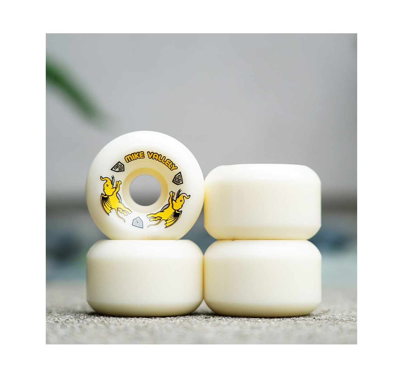 Roda Powell Peralta Dragon Formula Yellow Vallely 56mm 95A - Imagem 3
